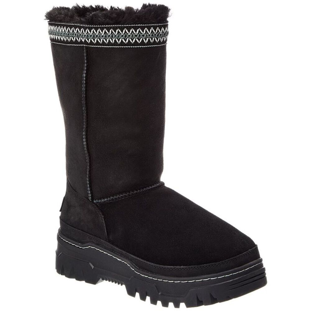Ugg W Classic Tall Trailgazer Suede Boot, Black